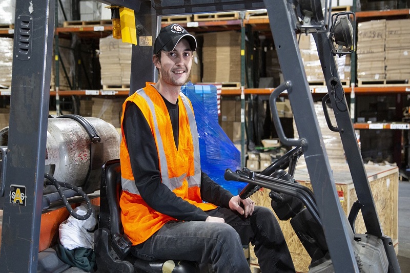 forklift 4074234 1280 1